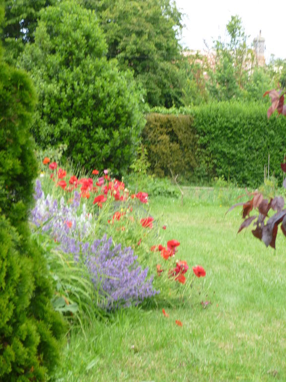 La Roulotte De Pommette Et Billy Bed and Breakfast La Hoguette Buitenkant foto