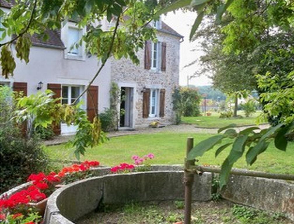 La Roulotte De Pommette Et Billy Bed and Breakfast La Hoguette Buitenkant foto