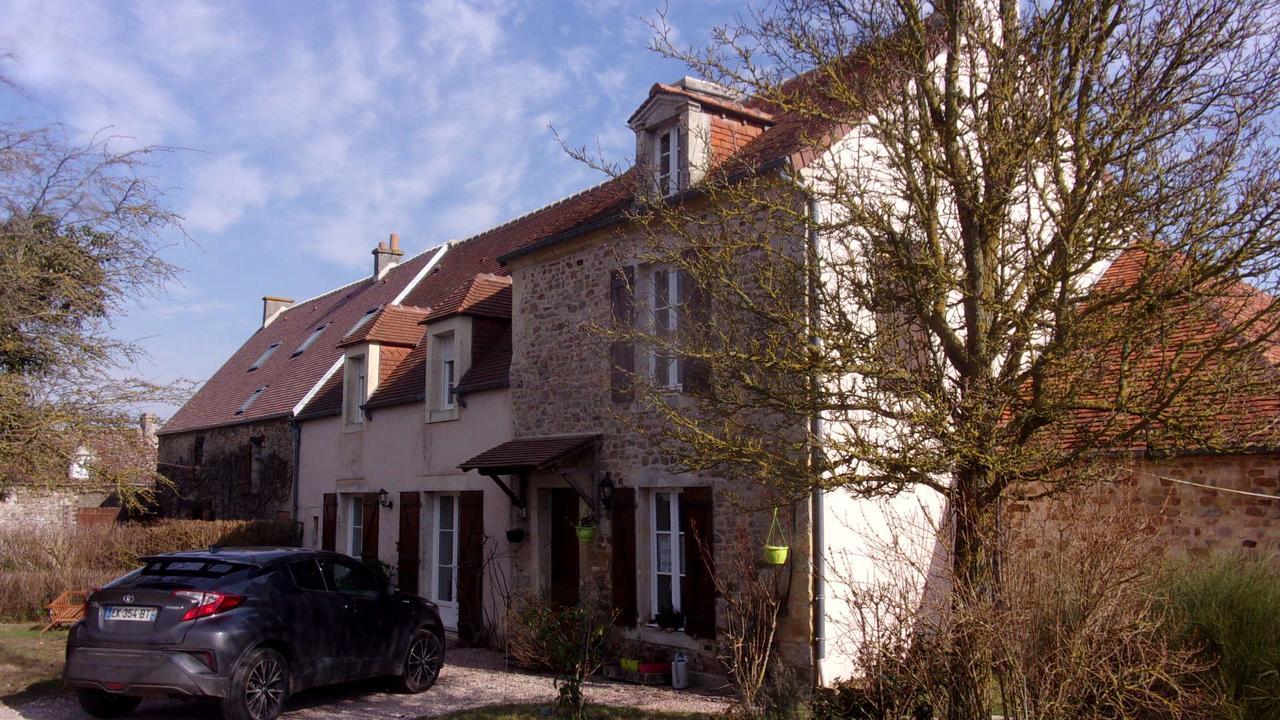 La Roulotte De Pommette Et Billy Bed and Breakfast La Hoguette Buitenkant foto